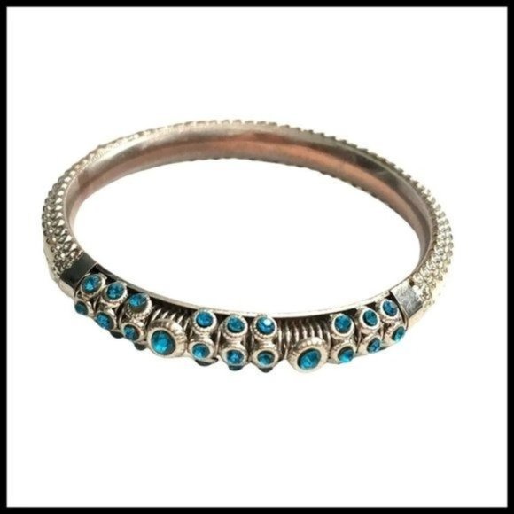 Bracelet Blue Turquoise Color Rhinestones Silver Tone White Cuff‎ Bracelet - Picture 1 of 8